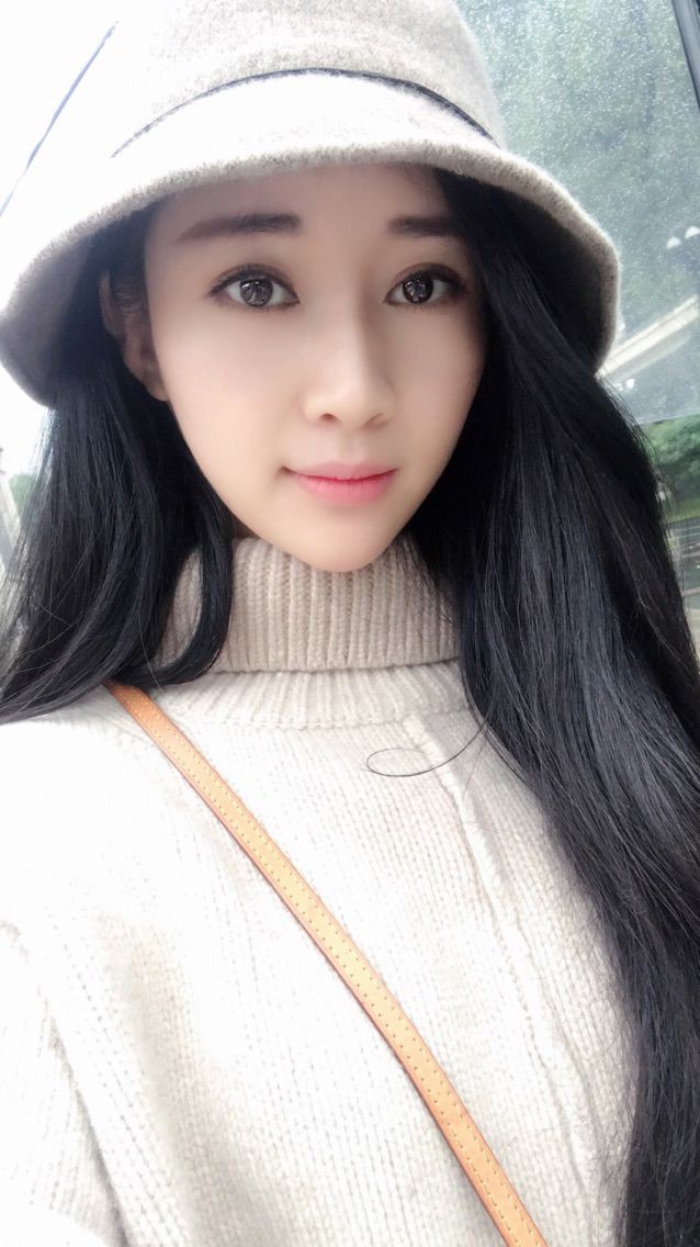 嵗玥蕪婧的主播照片