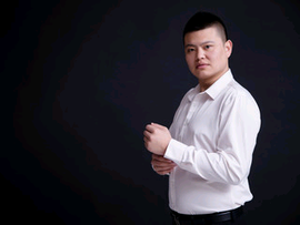 没有永远的巅峰主播照片
