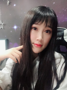 拔丝小辣椒个人动态 - 拔丝小辣椒直播间 - 美女视频聊天交友-六间房