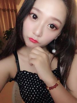 佳怡~主播照片