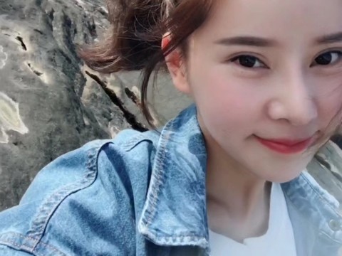 劉三岁海报