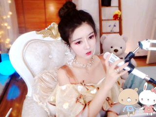 奇点ey的主播照片