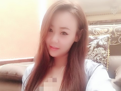╰ゞ🌸℡凯蒂海报