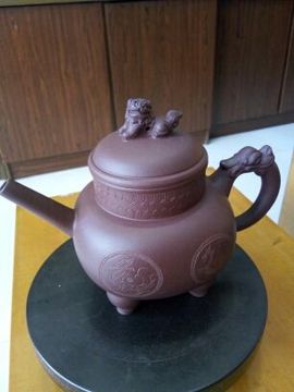 凤姐做紫砂壶自产自销主播照片