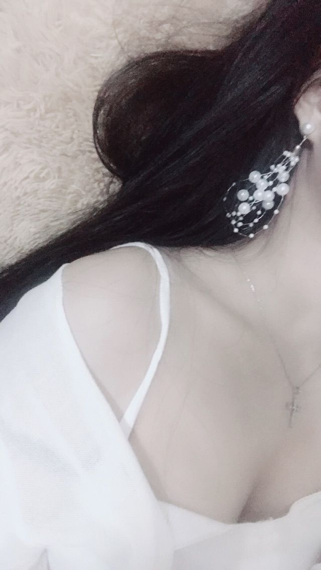 漠余🥀的主播照片