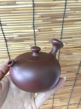凤姐做紫砂壶自产自销主播照片