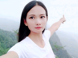 闲来无事情的主播照片