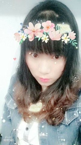 ✨疯女💋主播照片