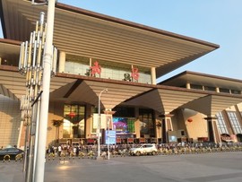 填饱肚子再谈理想主播照片
