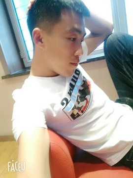 拜♥托主播照片