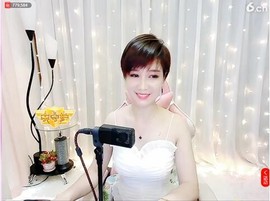 ♬♬╰≯洪波≮╯主播照片