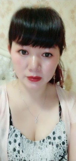 绿叶飘香l主播照片