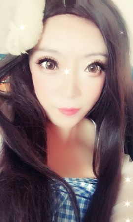 冰雪微微主播照片