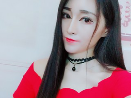 兰华欣主播照片