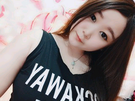 不甜的草莓主播照片