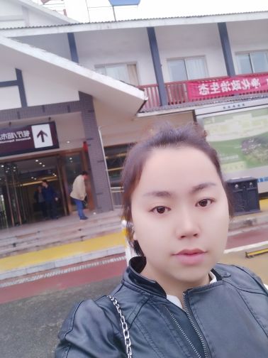 天涯陌路莲的主播照片