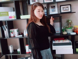 闪光鱼主播照片