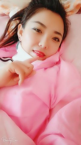 疯狂的药药宝贝主播照片