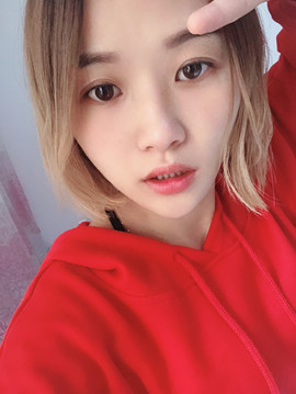 👋伊雪主播照片