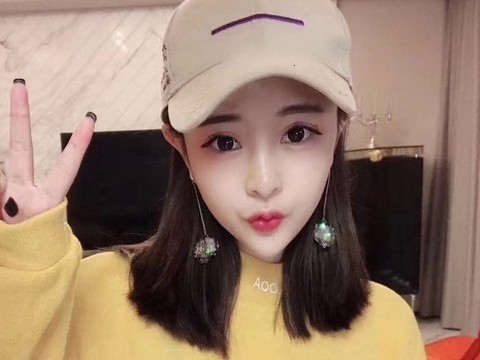 沫沫❤️海报
