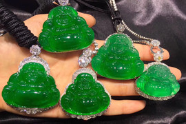 翡翠源头代购主播照片