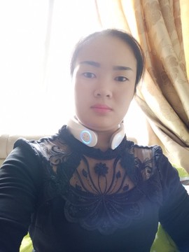 小美英主播照片