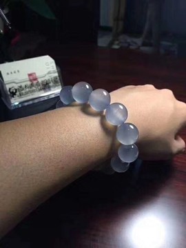 困困超级困主播照片