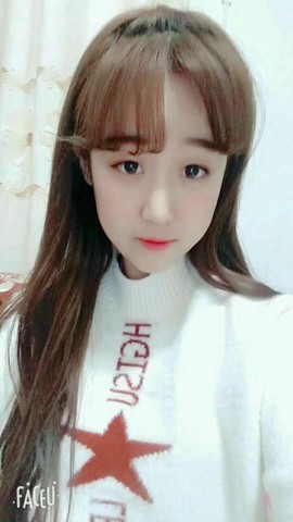 .阳阳主播照片