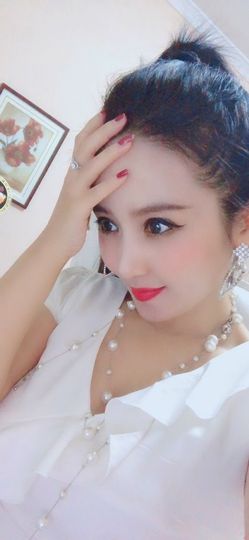 魅丽晴儿主播照片