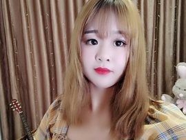 小诺是我文子建的女人主播照片