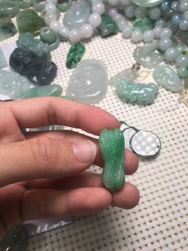 世海翡翠主播照片