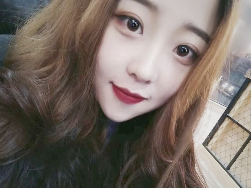 花粥♡的主播海报