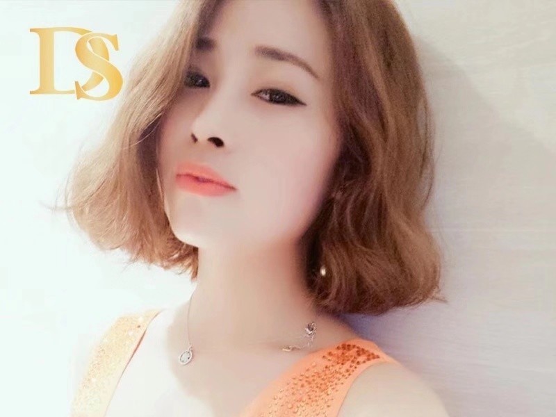 💕欠儿的主播海报