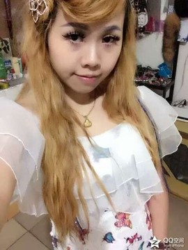 燕宝。主播照片