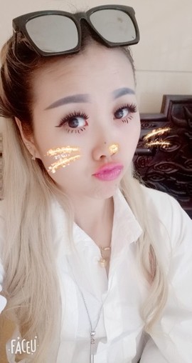 燕宝。主播照片