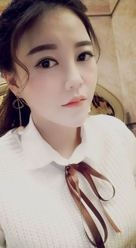 小苹果🍎略略略主播照片