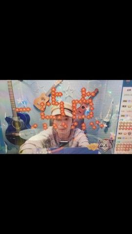 香港点点主播照片