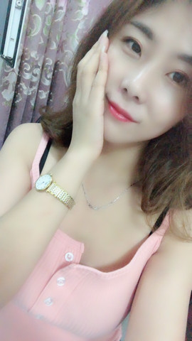 77小喵主播照片