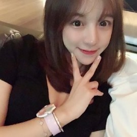 莹莹miss869主播照片