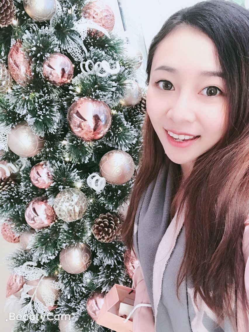 香港好精彩的主播照片