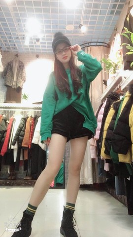 ou.尚潮品女装主播照片