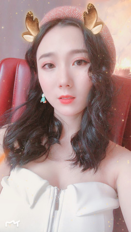 连小婷出差连沈沙封主播照片