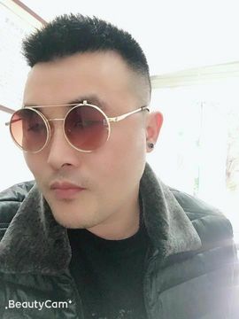 ！！渣渣肆主播照片