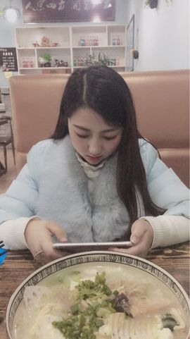 如～果€主播照片