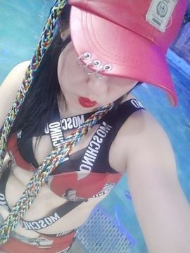 邻家小娜主播照片