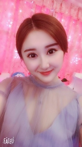 【漫步云端】的主播照片