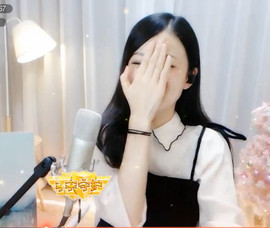 右手还是那个右手！！主播照片