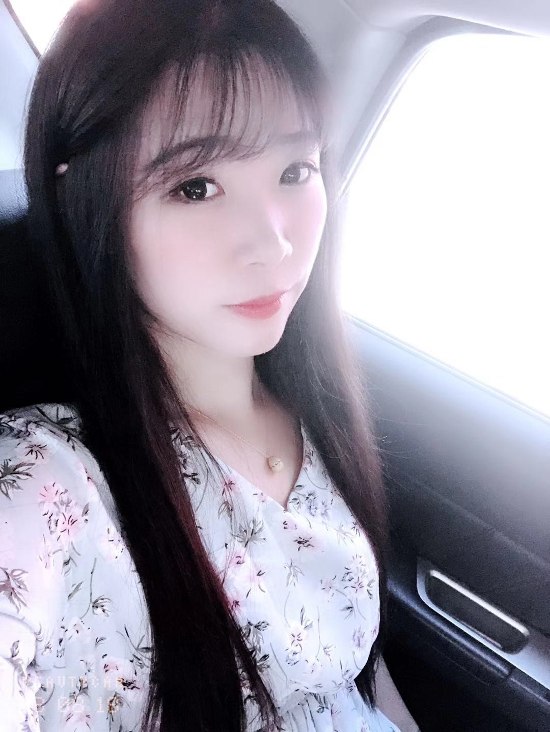 向日小小葵求超级英雄的主播照片