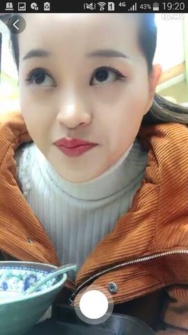 放秋假主播照片
