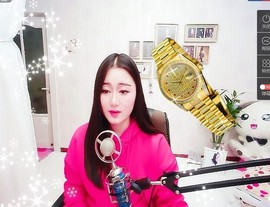 嘻甜甜主播照片